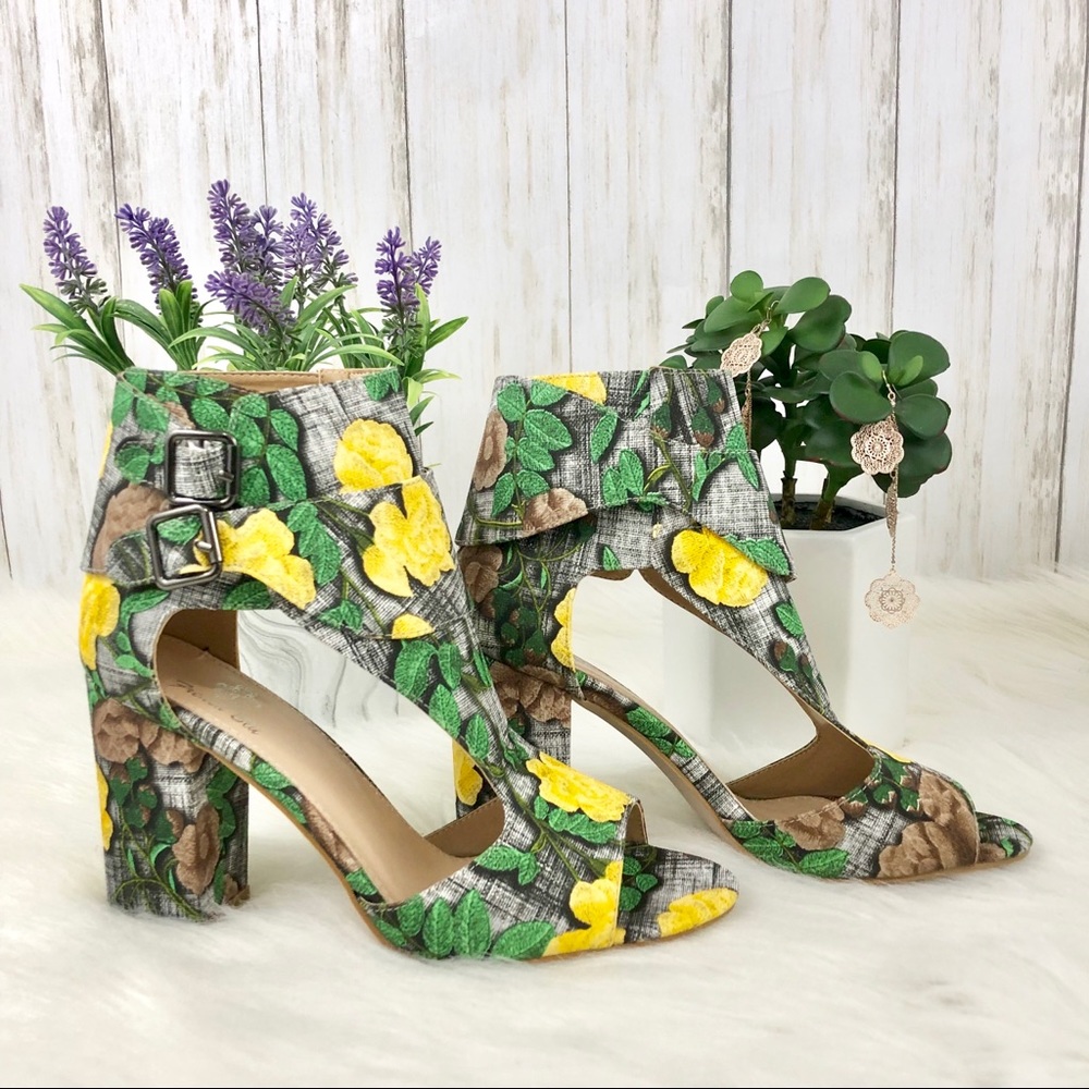 NIB FRENCH BLU Rally Tally Floral Heels